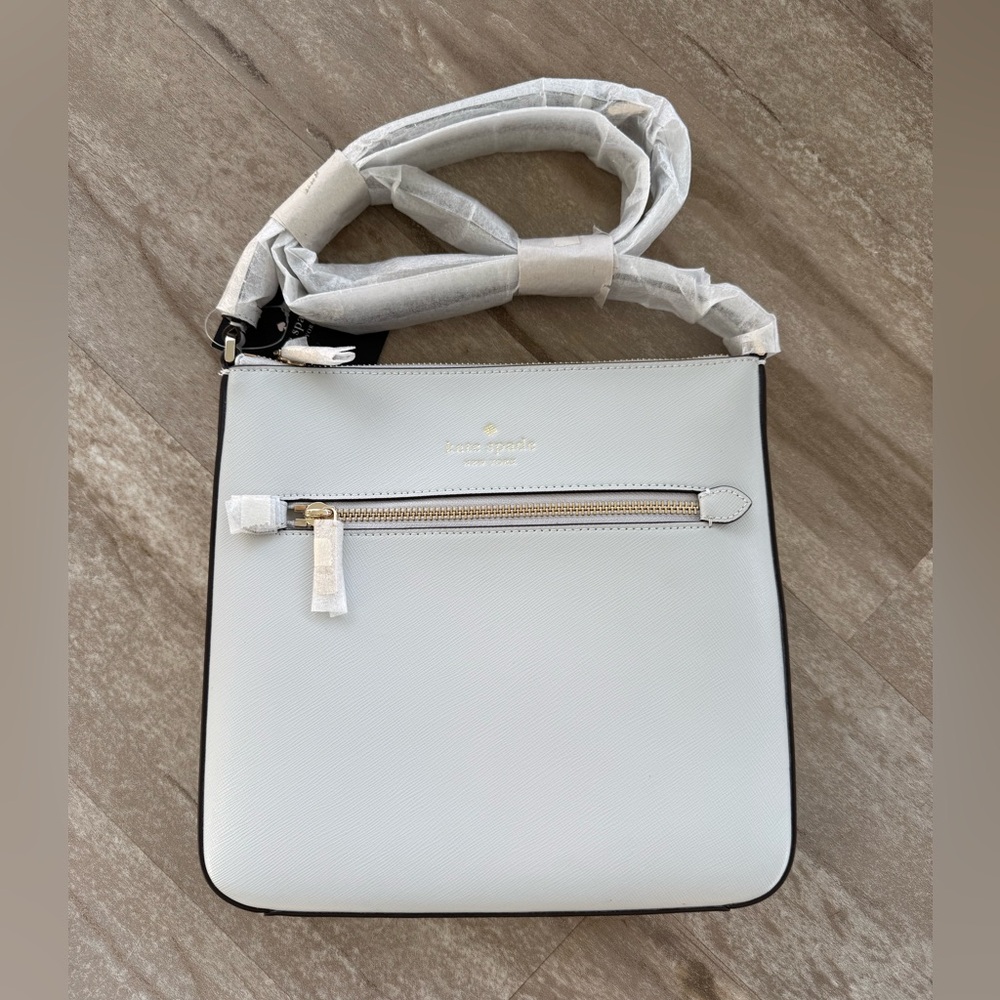 NWT Kate Spade North South Crossbody Saffiano Leather Bag Stone Path